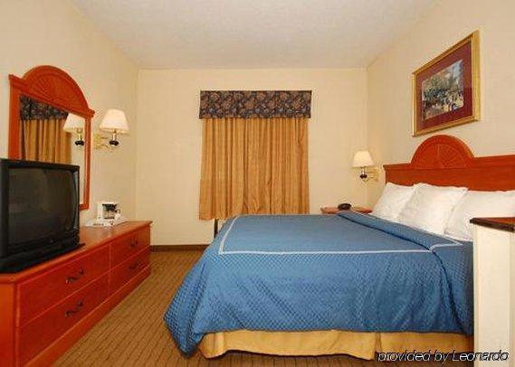 Red Roof Inn Plus+ & Suites Chattanooga - Downtown Kamer foto